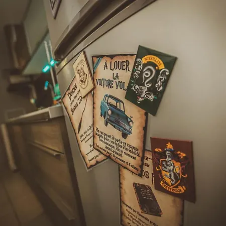 Repaire Du Sorcier Un Apartement Magique تروي