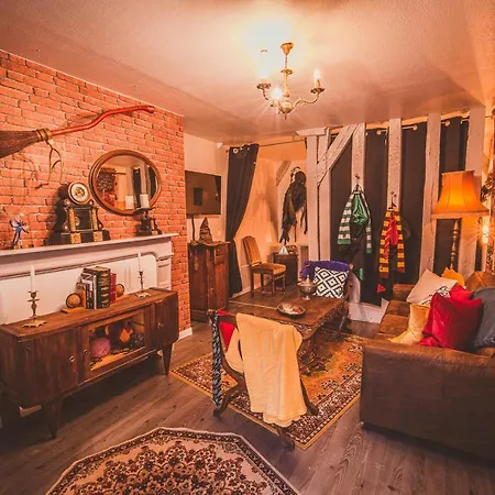 Repaire Du Sorcier Un Apartement Magique